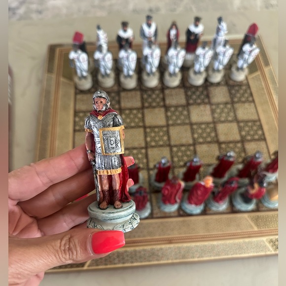 Handmade Chess-The board is Khatam Kari 50by50cm - Chess figures made of chuck - Picture 5 of 17
